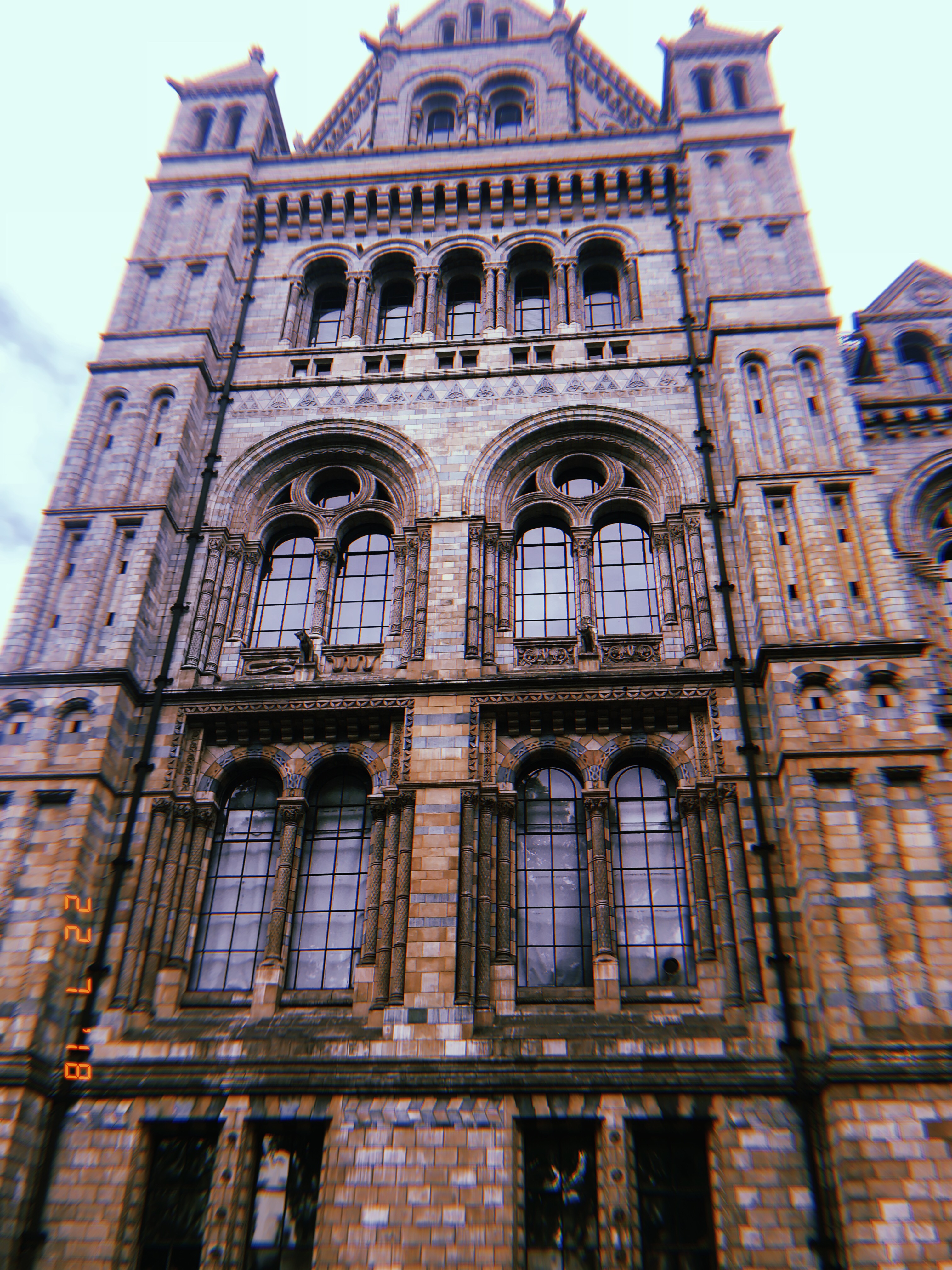 78B56AB4-F49F-46A0-A6D4-5017C8837608